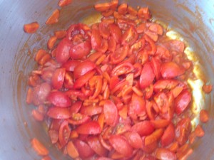 Tomatoes, carrots and tomato purée